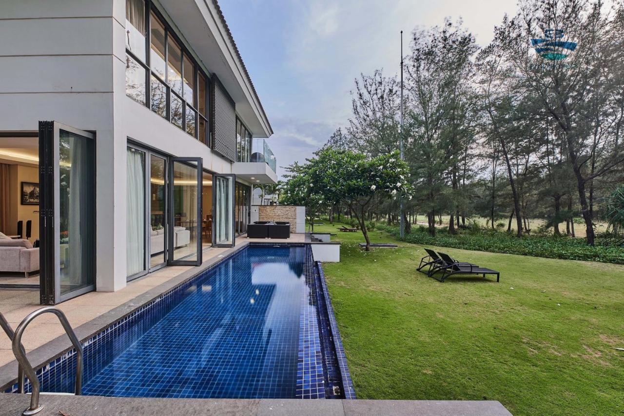 Emblem Sea 4 Bedroom Villas Đà Nẵng Exterior foto