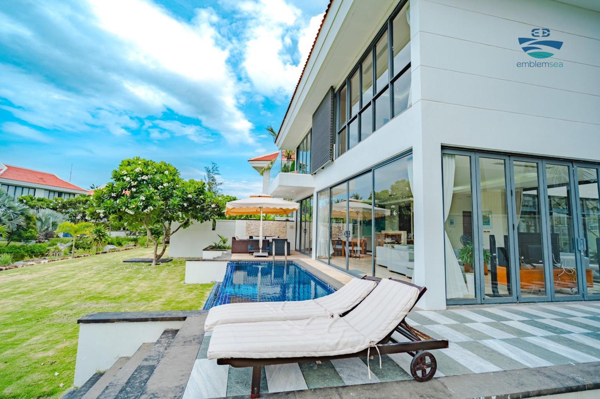Emblem Sea 4 Bedroom Villas Đà Nẵng Exterior foto